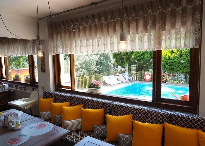 1887 Hotel Foça