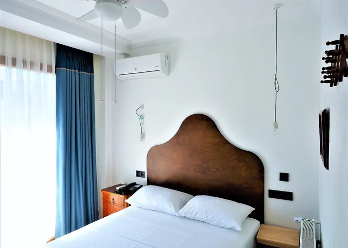 1887 Hotel Foça