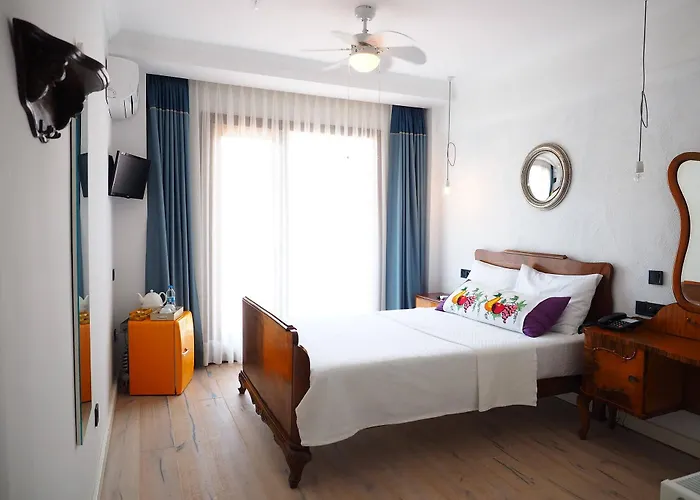 1887 Hotel Foça